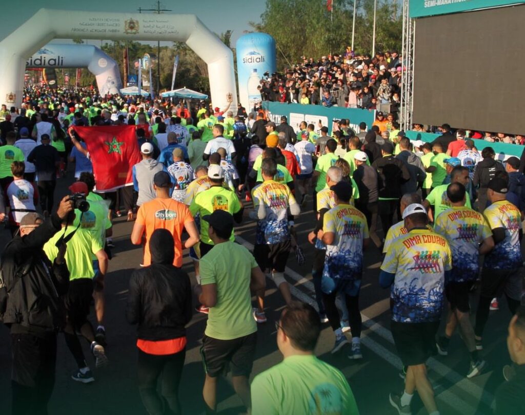 People running in the Marrakech Marathon