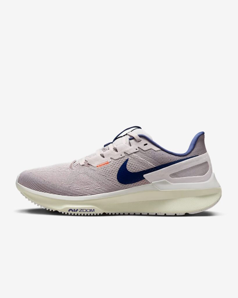 Nike Structure 25